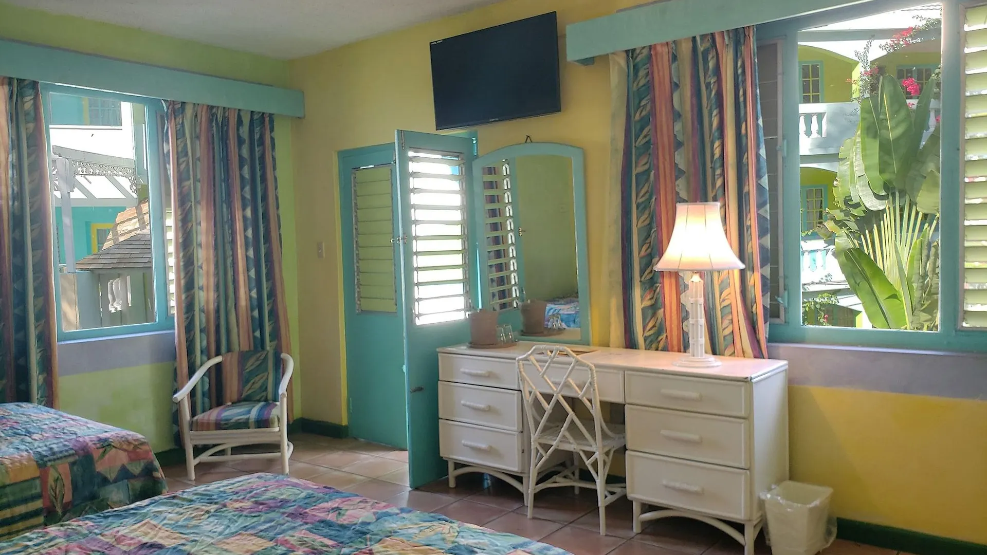 Doctors Cave Beach Hotel Montego Bay Jamaica
